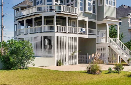 Wind Over Waves House | On Special - Epic Family Fun! Soundside w/Pool, Hot Tub, Game Rm, Cmty Boat Ramp