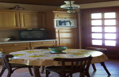 Gedre Apartment | On the 1st floor of the owners' house