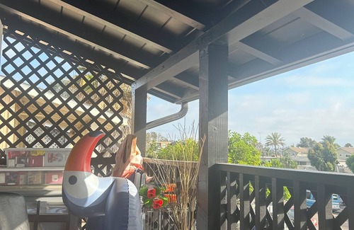 Pacific Beach Apartment | On the bay & by the beach apartment in sunny San Diego!