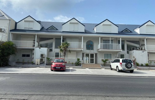 Grand Case Apartment | ON THE BEACH/AMAYSING VIEW!FEET IN THE SAND
