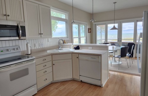 Ottawa Beach House | On the beach of Lake Michigan + views of Big Red