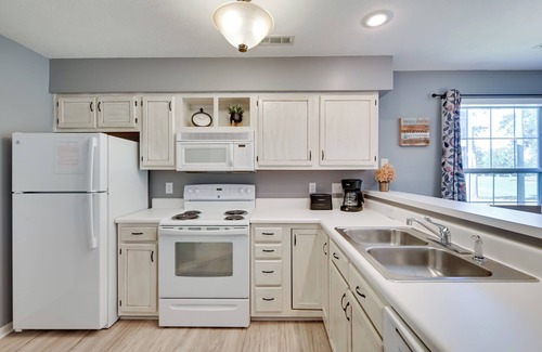 Carolina Forest Condo | On the Fairways: Myrtle Beach Condo w/Pool Access