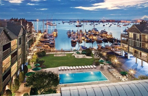 Historic Hill Condo | On the harbor, perfect for mansions, cliff walk, shopping, nightlife, mansions