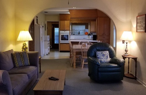 Jensen Beach Cottage | On the Indian River Intercoastal