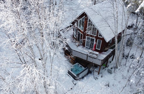Chute-Saint-Philippe Cabin | On the lake /sauna, spa, boat