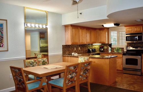 Pompano Beach Resort | On the Ocean! Amazing Views! 2BD 2BTH in a lovely resort with all the amenities!