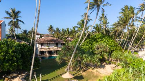 Unawatuna Villa | On The Rocks