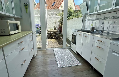 Ambleteuse Apartment | On the sea wall, FACING THE SEA, EXCEPTIONAL VIEW! VILLA BEAU SÉJOUR welcomes you