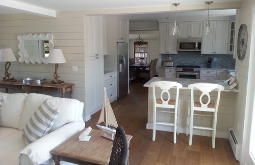 Avon House | On The Water In Bay Head, NJ