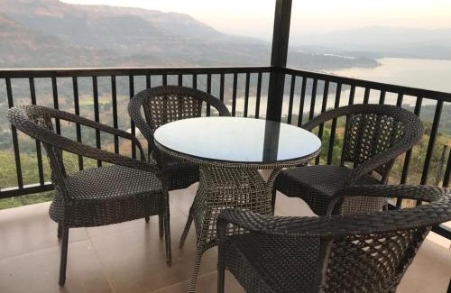 Pune Resort | Once upon a Cloud