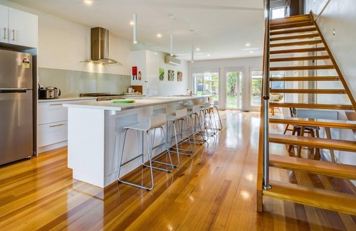 Cape Woolamai House | One 20 Seven - sleeps 19