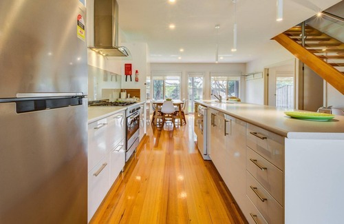 Cape Woolamai House | One 20 Seven - sleeps 19