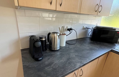 Coogee Apartment | One Bed Courtyard Apartment - Coogee Beach