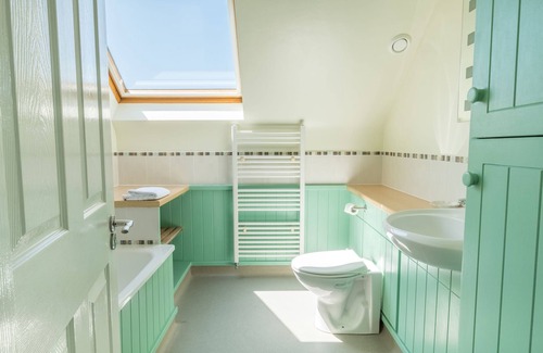 Saint Columb Major Apartment | One bed flat with golf and the beach on your doorstep!