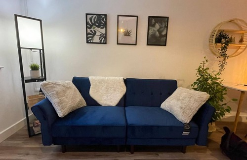 West Bromwich Apartment | One-Bedroom Apartment at Development House