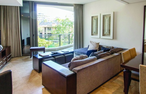 Victoria and Alfred Waterfront Apartment | One Bedroom Apartment - fully furnished and equipped