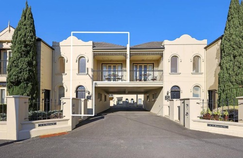 Warrnambool Apartment | One bedroom apartment in CBD