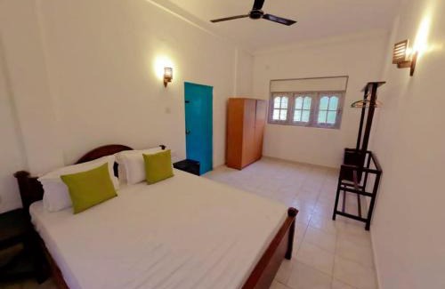 Hikkaduwa Apartment | One Bedroom Apartment