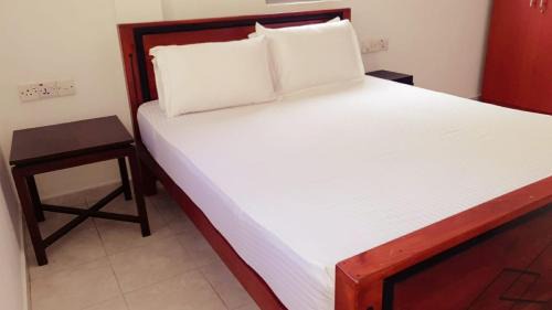 Hikkaduwa Apartment | One Bedroom Apartment
