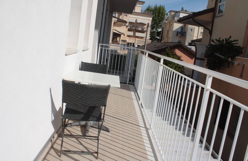 Marina Centro Apartment | One-bedroom apartment with balcony equipped with every comfort 300m from the beach in Rimini