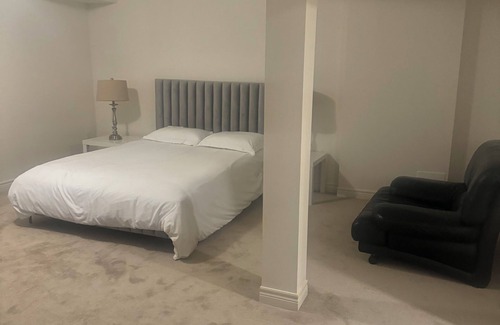 Durham Region House | One Bedroom basement with parking
