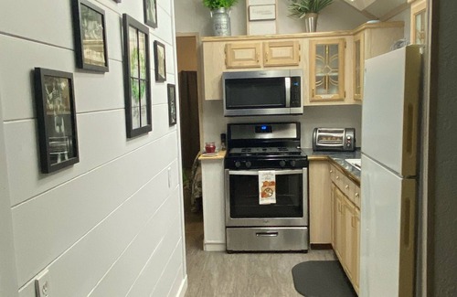 Highlands Cabin | One bedroom cabin in Highlands, NC on a creek close to everything!