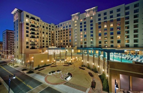 Potomac West Condo | One Bedroom Condo in Oxon Hill - 2 Beds, 1 Bath
