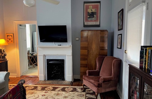 Esplanade Ridge Cottage | One bedroom cottage in a fantastic New Orleans neighborhood!
