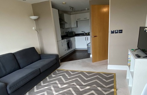 Riverside Apartment | One bedroom flat close to London Bridge