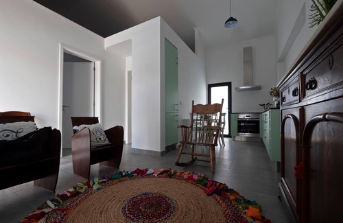 Livramento House | One Bedroom Flat - with one bed and 2 sofa beds - capacity 5 people