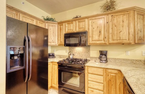 Pagosa Springs Condo | One bedroom Golf Course condo with A/C
