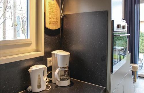 Sint-Annaland House | One-Bedroom Holiday Home In Sint-Annaland