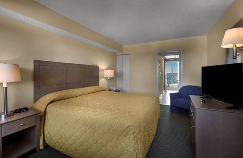 Arcadian Shores Resort | One Bedroom King w/Great Oceanfront View + Official On-Site Rental Privileges