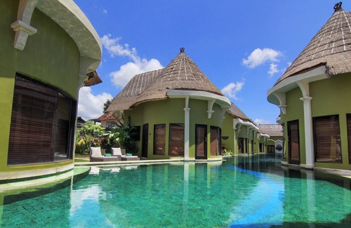 Nakula Villa | One Bedroom Lagoon Pool Access with Free Breakfast for 2