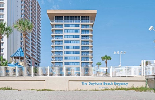 Daytona Beach Resort | One Bedroom, Luxury Condo, Daytona Beach, Florida (2562514)