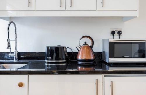 St. Pancras Apartment | One Bedroom Russell Square