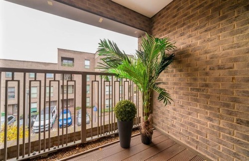 Alton Barnes Apartment | One Bedroom Serviced Accommodation in London Catford close to Lewisham