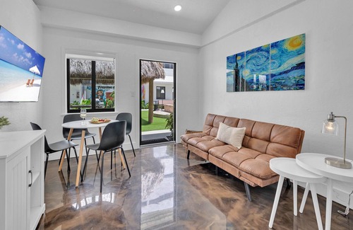 Flagler Village Condo | One bedroom suite | Urban Retreat | Freedom Two