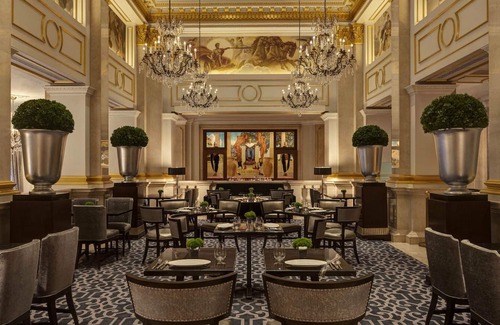 Central Park South Hotel | One Bedroom Suite At The St. Regis Residence Club New York