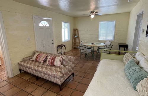 Desert Hot Springs Cottage | One Bedroom With Patio