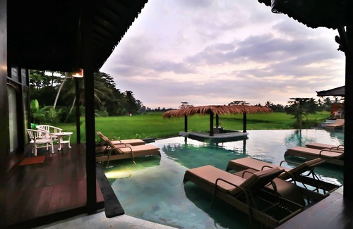 Kenderan Villa | One-Bedroom Villa with Pool View