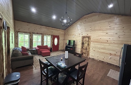 Frenchburg Cabin | One Big Holiday at Red River Gorge