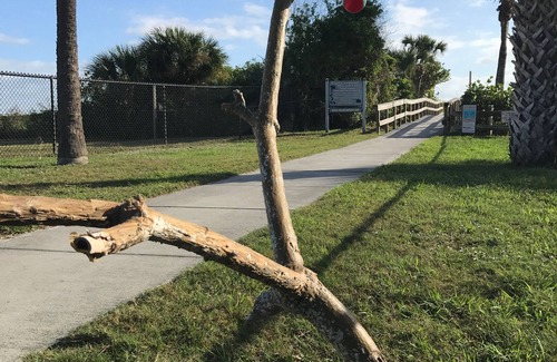 Port Canaveral House | One Block From The Beach