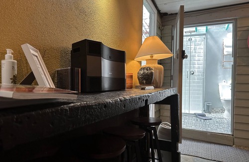 Tavistock House | One Drake Road Hotel