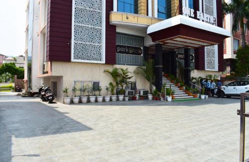 Haridwar Hotel | One Earth Hardwar