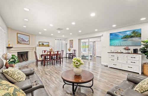 Rowland Heights Villa | One-Floor Villa/5BR3BA/Downtown/Los Angeles/Disney/New/57、60 Highway/Supermarket