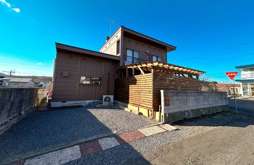 Shiraoi House | One group one building with natural hot springs /Shiraoi-gun Hokkaidō