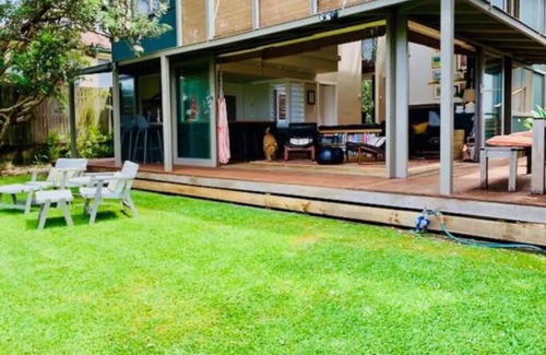 Culburra Beach House | One Hundred Banksias on Culburra Beach