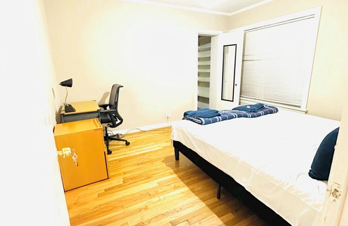 Texas Medical Center Apartment | One King Room in Fully Furnished Two-Room Apartment at Texas Medical Center