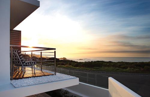 Westcliff Hotel | One Marine Drive Boutique Hotel & Spa by The Living Journey Collection